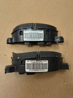 Multifunkční tlačítka volantu - Mercedes-Benz - 2