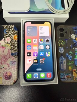iPhone 12 - 64gb + příslušenství - 2