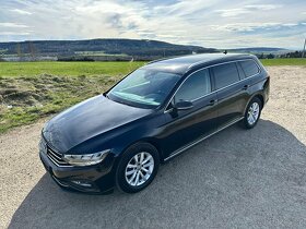 VW Passat B8 2.0 TDI 110Kw Highline/Kamera/ACC/2020 - 2