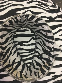 Klobouk zebra a had vel 58 -59 - 2