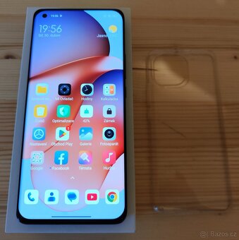 Xiaomi Mi 11 5G-6,81"120Hz,8x2,84GHz,8+8/256GB,108+13+5Mpx - 2