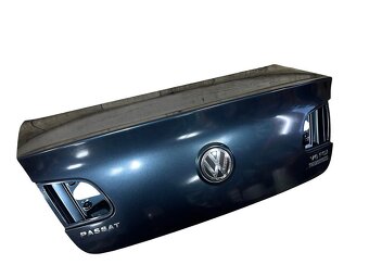 Páté dveře víko zadní modrá LC5F VW Passat B6 sedan 2007 - 2