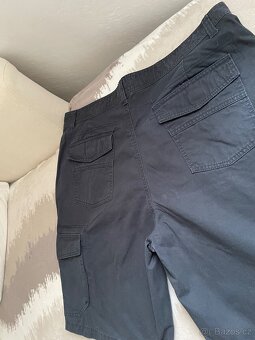 Šortky na léto v tmavomodré barvě - 2