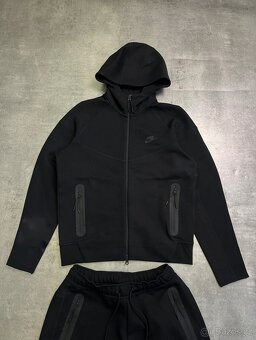 Black tech fleece - 2