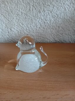 Skleněná kočka - 2