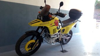 Suzuki DR 800 Big - 2