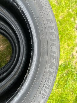 Prodám letní pneu GOOD / YEAR 215 / 55 R17 94V - 2
