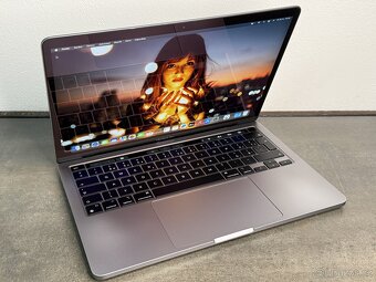 MacBook Pro 13'' 2020 / M1 / 16GB / 512GB SSD / Space Gray - 2