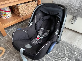 Autosedačka Maxi cosi - 2