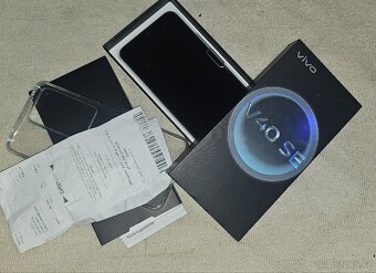 Mobilní telefon Vivo V40 SE 8GB/256GB - 2