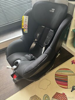 Autosedačka Britax Römer Dual Fix Pro se základnou - 2