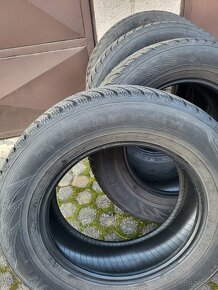 215/65 R16 Nokian - 2