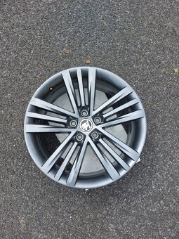 ALU kola TRINITY + zimní pneu Goodyear - 2