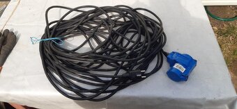 Připojovací kabel - redukce pro karavan,obytný přívěsCEE 16A - 2