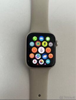 Apple watch SE 2.generace - 93% baterie - 2