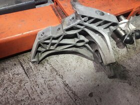 Držák motoru 1,6 2,0 TDI, VW,Skoda - 2