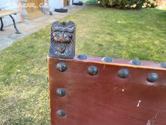 Stare kozene zidle - 2