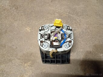 Škoda Octavia 2 - Airbag volantu - 2