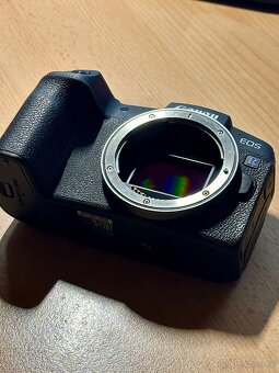 Canon EOS RP - top stav - 2