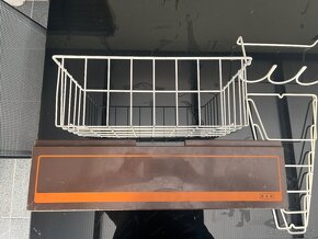 Kovové držáky do kuchyňské skříňky - 2