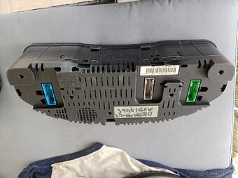 Budíky z maxi-dotem z A4b5,A6 od 99-04 tři - 2