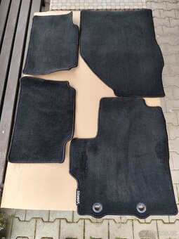 Toyota Yaris 2021 textilní koberce nové - 2