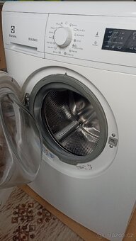 Pračka Electrolux EWP1262TDW - 2