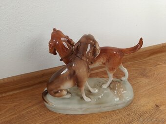 Lovečtí psi Royal Dux - 2