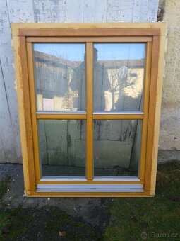 3 kusy - Dřevěné okno 99 x 124 cm - 2