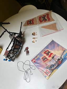 LEGO 6271 – Imperial Flagship 1992 - 2