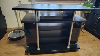 Hifi stolek - 2