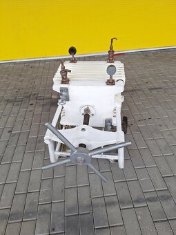 Deskovy filtr 40x40 - 2