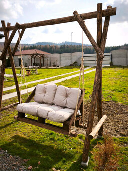 Zahradní houpačka - 2