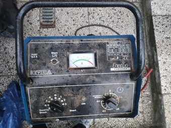 Velox 650 CD2 nabijecka - 2