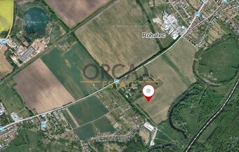 Spoluvlastnický podíl 6/16 na pozemcích v k. ú. Rohatec (okr - 2