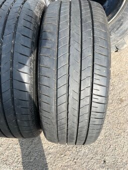 Bridgestone 245/45RF20 - 2