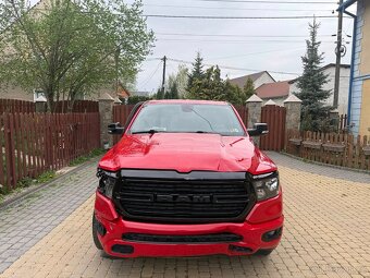 Ram 1500 Bighorn 5.7 4x4 odpocet dph - 2
