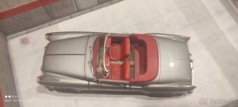 Borgward Isabela Revell Cabrio 1:18 - 2