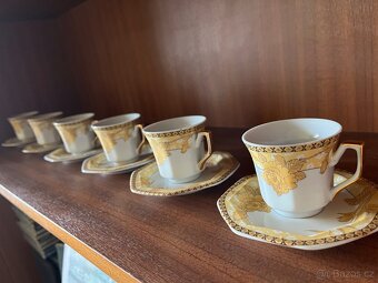 Sada porcelánových šálků - 2