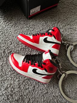 Nike přívěsek na klice - 2