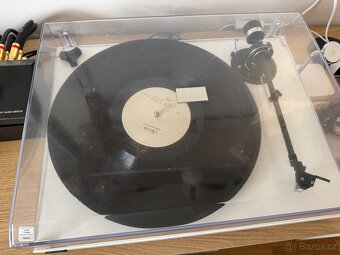 GRAMOFON TESLA NC500 po renovaci - 2