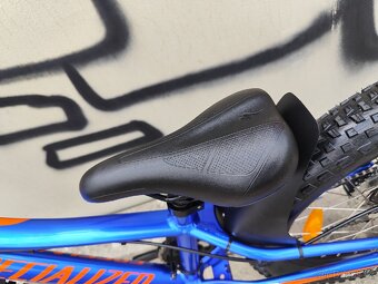 Dětské kolo Specialized riprock 20" jako nové - 2