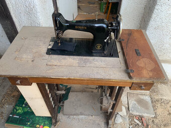 Šicí stroj Bobbin - 2