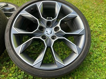ALU kola EXTREME R19, 5x112, Škoda Octavia 3 RS - 2