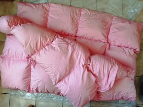 Prošívaná velmi hřejivá nadýchaná péřová peřina, husí peří. - 2