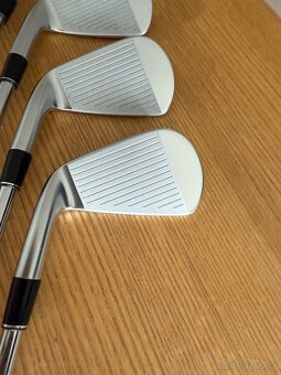 sada želez SRIXON ZXi5 regular - 2