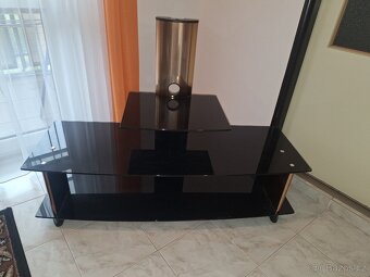 Televizní stolek - 2