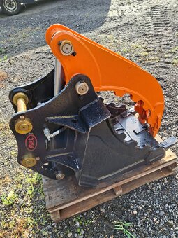 Lopata - lžíce na minibagr s přidržovačem - 2