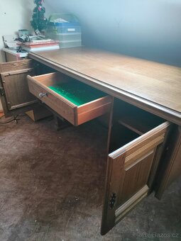 Psací stůl - 2