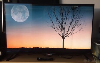 42" 4K DVBT2 LG 42UB820V (s menší vadou) - 2